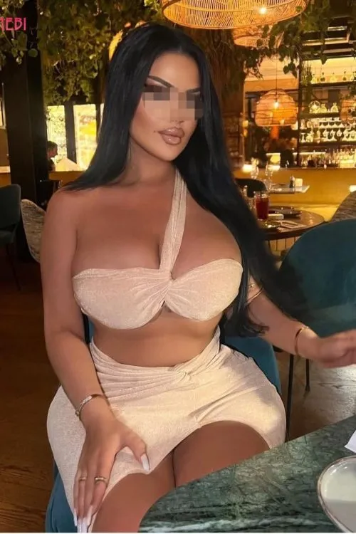 ZARA🫦